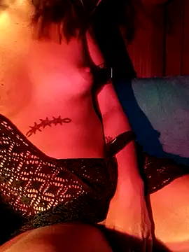 Snapshot of malvinaAAA chatting on 12-05-25, 02:20 malvinaAAA online show from 12-05-25, 02:20