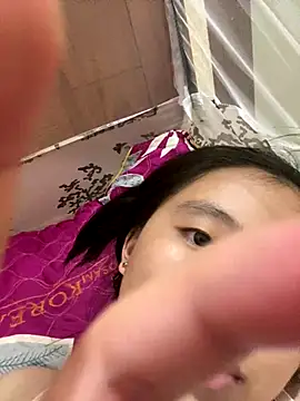Snapshot of viluna chatting on 09-14-25, 01:43 viluna online show from 09-14-25, 01:43