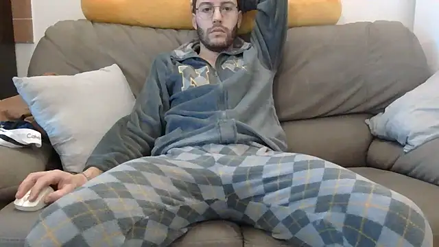 Amicisegreti online show from 02-03-26, 08:41