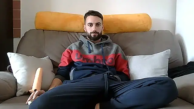 Amicisegreti online show from 02-18-26, 12:12