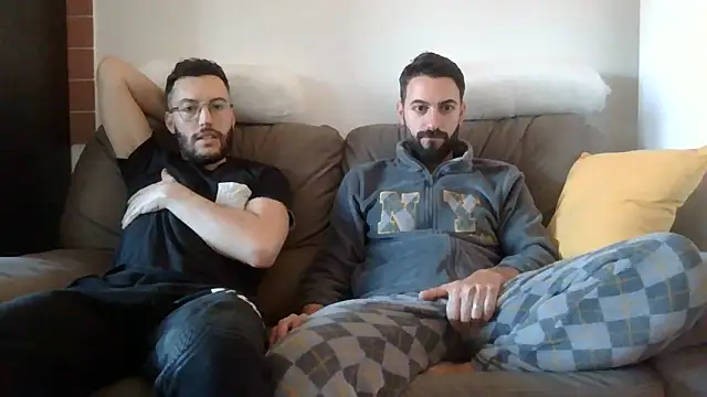 Amicisegreti online show from 04-07-26, 05:30