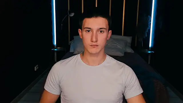 David  Diamond online show from 09-13-25, 03:12