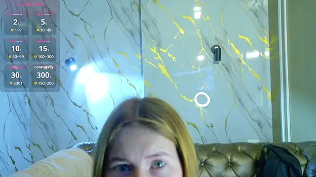 Olivia11  online show from 12-16-25, 11:37