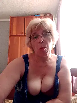 Snapshot of 52MiaLove02 chatting on 06-11-26, 04:49 52MiaLove02 online show from 06-11-26, 04:49
