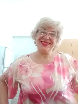 Snapshot of 52MiaLove02 chatting on 06-29-26, 04:52 52MiaLove02 online show from 06-29-26, 04:52