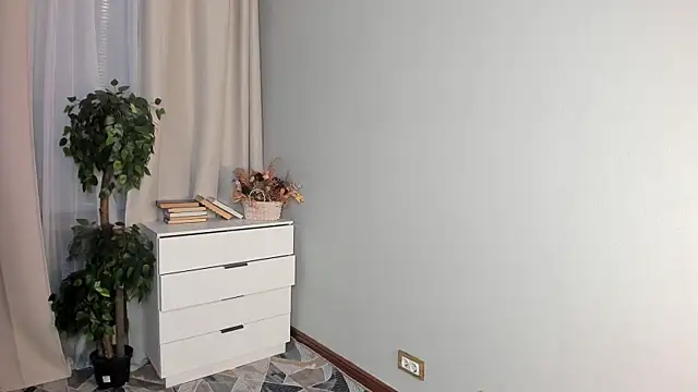 ErinBissonnette online show from 03-30-26, 07:15