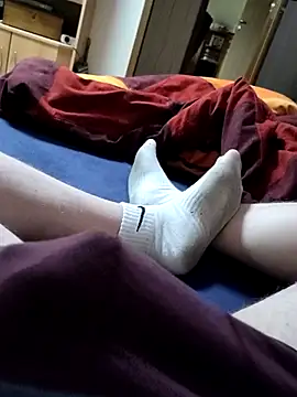 Snapshot of boxerundsocken91 chatting on 11-15-25, 02:02 boxerundsocken91 online show from 11-15-25, 02:02