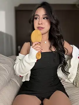 Snapshot of abbyhdk chatting on 11-30-25, 02:04 abbyhdk online show from 11-30-25, 02:04