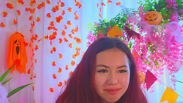 Snapshot of JenniferGlover chatting on 11-01-25, 08:05 JenniferGlover online show from 11-01-25, 08:05