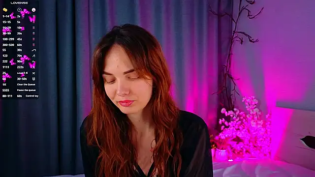 LisaDrake online show from 10-13-25, 07:58