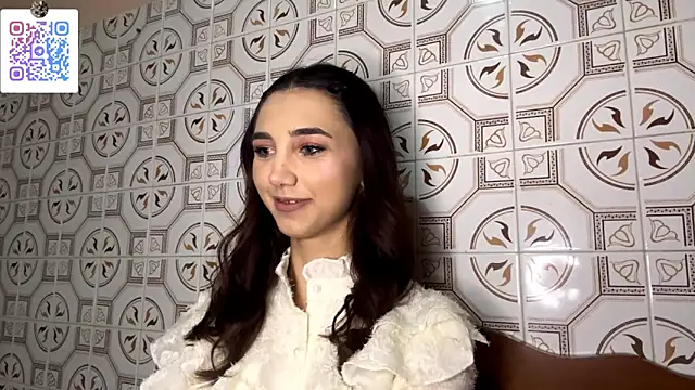 LinaMour online show from 12-14-25, 10:14