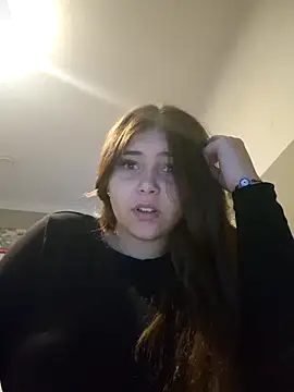 KatieLace online show from 09-21-25, 04:08
