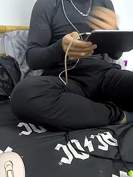 Snapshot of yazinyazin1 chatting on 12-02-25, 01:22 yazinyazin1 online show from 12-02-25, 01:22