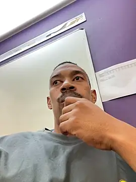 fitsexyman online show from 11-26-25, 07:31