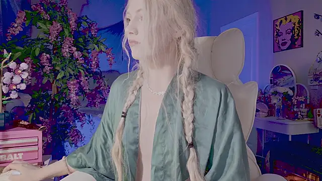 Talulaa online show from 04-09-26, 08:14