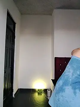 Eva Clark01 online show from 11-19-25, 11:21