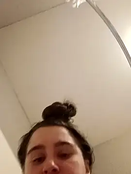 freakylittlebitch69 online show from 11-17-25, 06:03