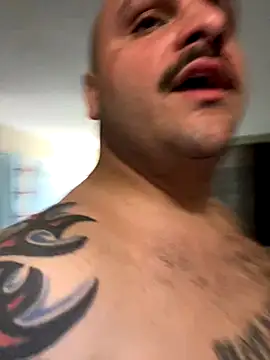 Snapshot of JacksonTheBull chatting on 11-08-25, 08:03 JacksonTheBull online show from 11-08-25, 08:03