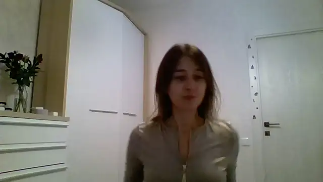 Avenique online show from 10-05-25, 08:40