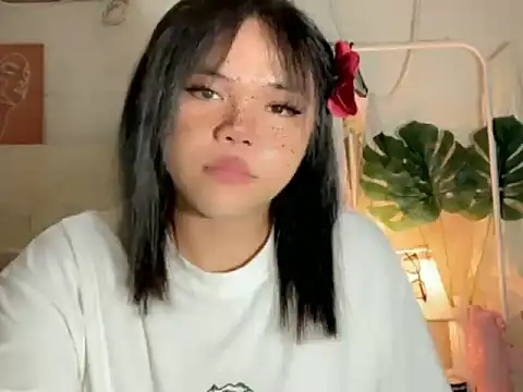 Snapshot of Sassy_lenarxx chatting on 06-29-26, 05:03 Sassy lenarxx online show from 06-29-26, 05:03