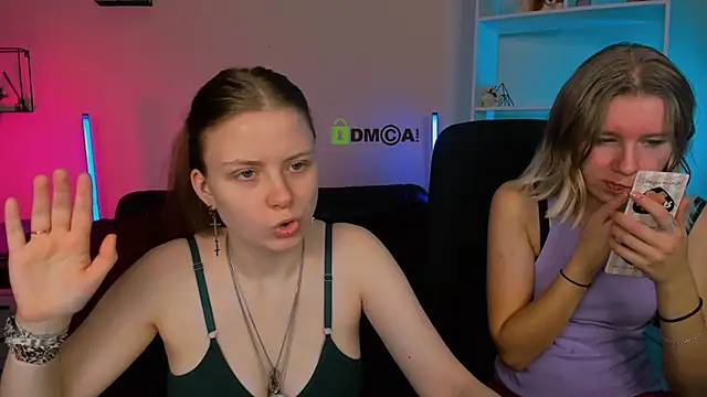 gloria bubble online show from 11-16-25, 10:21