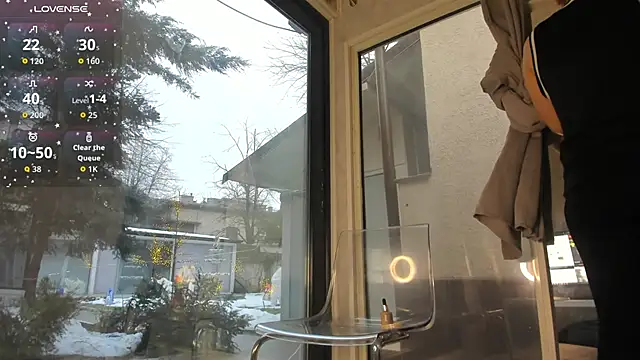 Ella Vee online show from 02-28-26, 06:03