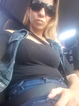 Snapshot of MilayMarkXXX chatting on 10-10-25, 09:14 MilayMarkXXX online show from 10-10-25, 09:14