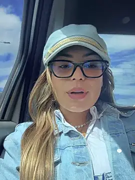 Snapshot of ValeriiGomez chatting on 09-08-25, 02:16 ValeriiGomez online show from 09-08-25, 02:16