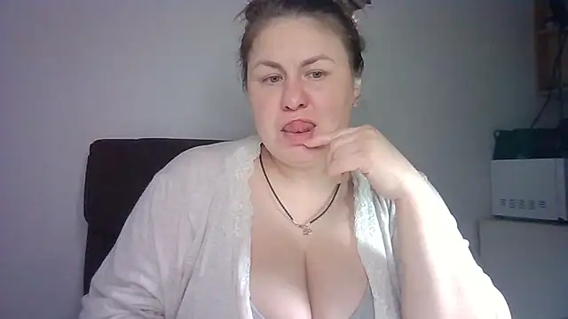 MartaXLove online show from 11-02-25, 09:39