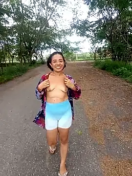 charlotte dante212 online show from 12-13-25, 09:09