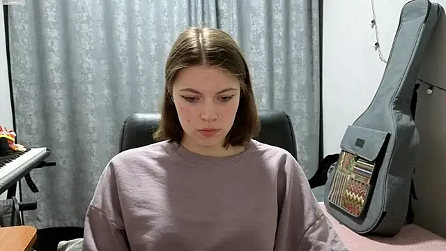 Snapshot of CutieAnny chatting on 05-21-26, 08:16 CutieAnny online show from 05-21-26, 08:16
