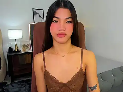 CassieSommereux online show from 10-09-25, 06:33