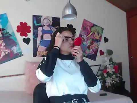 Skylovershot online show from 01-06-26, 01:37