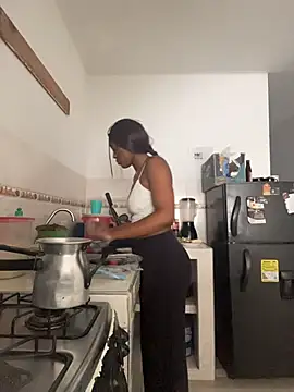 zaracollins01 online show from 03-12-26, 02:56