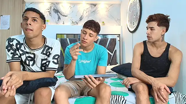 Snapshot of GRETTY_BOYS chatting on 09-14-25, 01:27 GRETTY BOYS online show from 09-14-25, 01:27