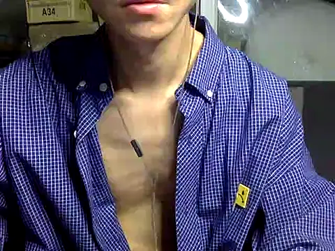 Zzchu online show from 09-19-25, 06:08