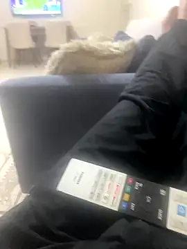 Snapshot of banuemre28 chatting on 12-13-25, 09:31 banuemre28 online show from 12-13-25, 09:31