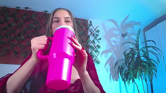 Dafne castro  online show from 02-16-26, 06:59