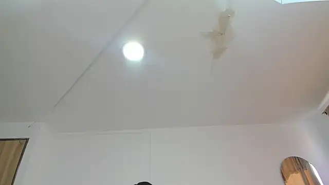 Snapshot of ZoeeGuzman chatting on 11-13-25, 01:10 ZoeeGuzman online show from 11-13-25, 01:10