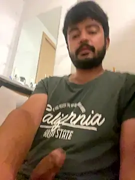 Snapshot of Agusmini chatting on 01-07-26, 05:37 Agusmini online show from 01-07-26, 05:37