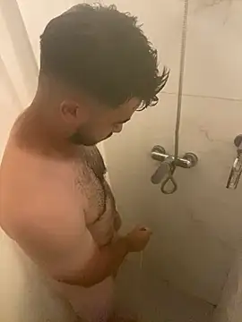 Snapshot of Agusmini chatting on 03-01-26, 11:29 Agusmini online show from 03-01-26, 11:29