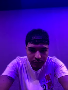 Snapshot of Snowlann chatting on 10-01-25, 06:36 Snowlann online show from 10-01-25, 06:36