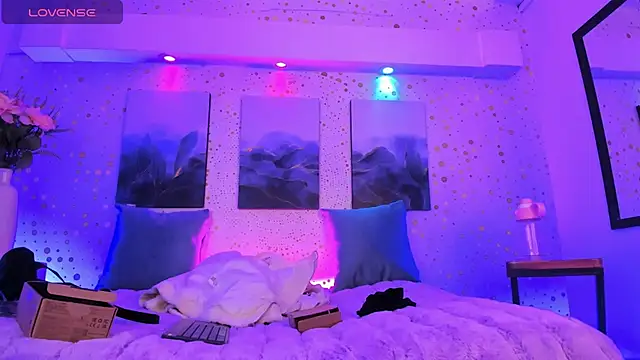 ArianaSantana online show from 09-17-25, 12:51