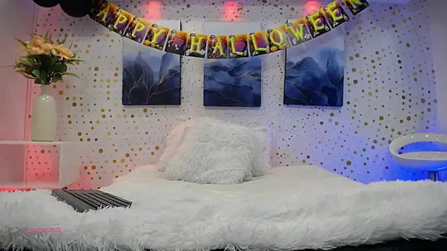 ArianaSantana online show from 10-10-25, 12:48