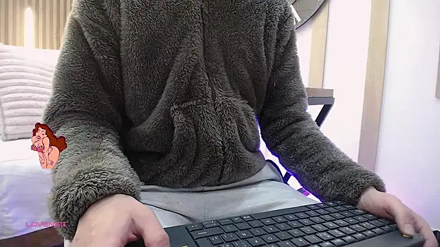 ArianaSantana online show from 11-19-25, 12:49