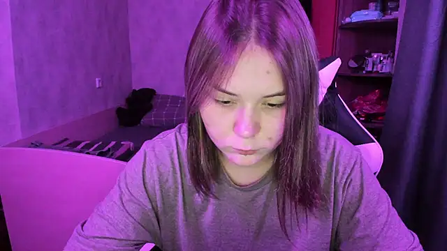 Sophi gi online show from 10-04-25, 01:09