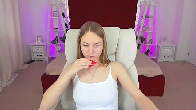 Snapshot of MilaAddams chatting on 06-03-26, 02:33 MilaAddams online show from 06-03-26, 02:33