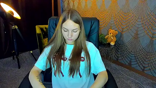 MilaAddams online show from 06-23-26, 05:38