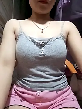 Snapshot of LucyyLy chatting on 03-08-26, 11:30 LucyyLy online show from 03-08-26, 11:30