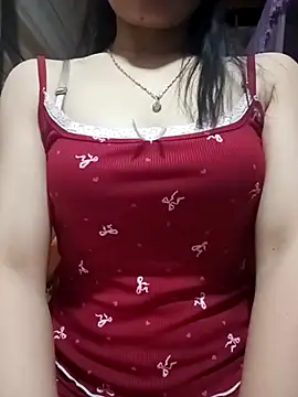 Snapshot of LucyyLy chatting on 04-15-26, 12:56 LucyyLy online show from 04-15-26, 12:56